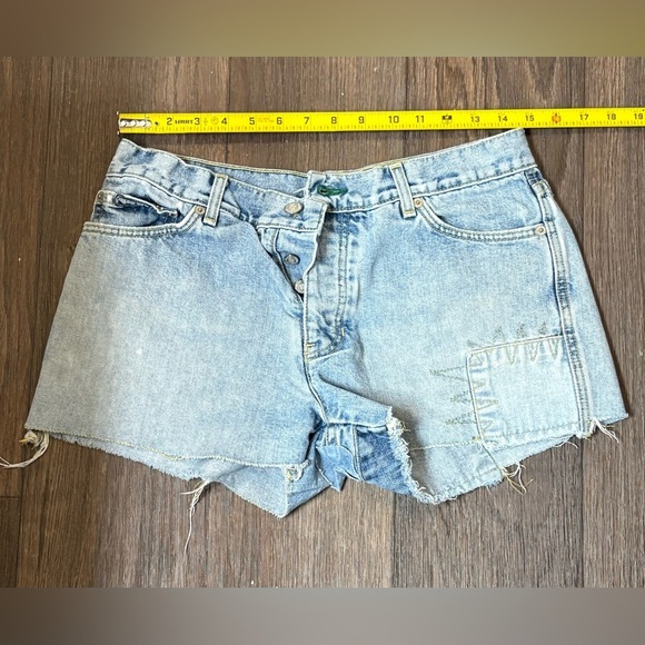Tommy Hilfiger Vintage Denim Cutoff Shorts – Size 11 - Picture 1 of 6